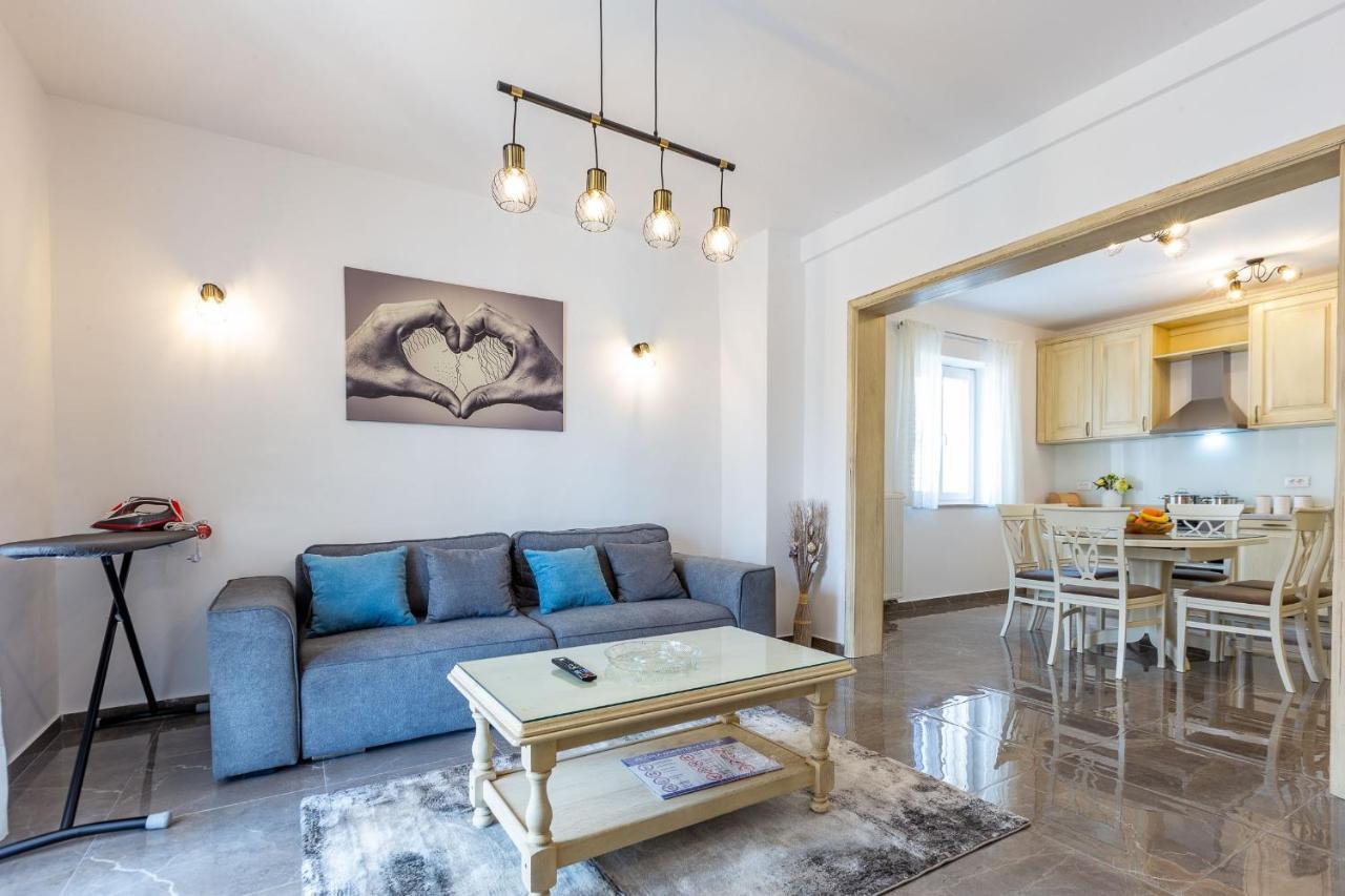 Mp Luxury Holiday Home With Swimming Pool Zadar Eksteriør billede