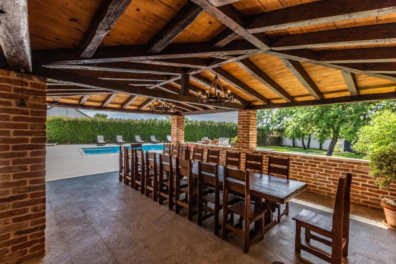 Mp Luxury Holiday Home With Swimming Pool Zadar Eksteriør billede